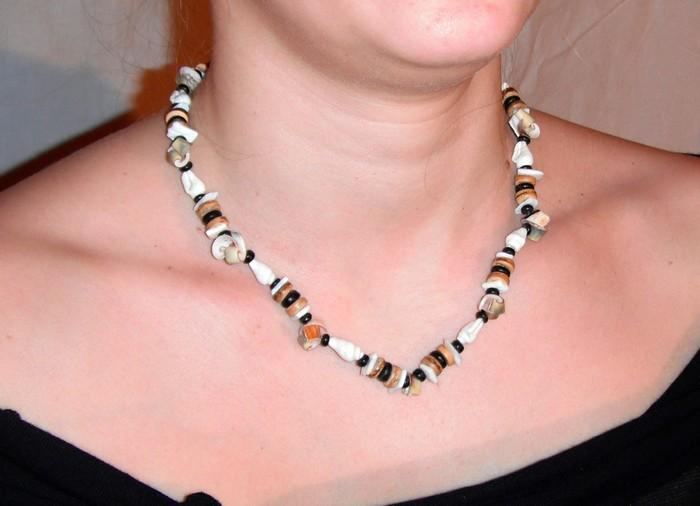 collier en coquillage